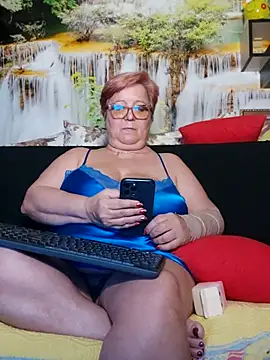 Snapshot of QueenPammy1 chatting on March 15, 2025, 4:21 pm QueenPammy1 online show from March 15, 2025, 4:21 pm