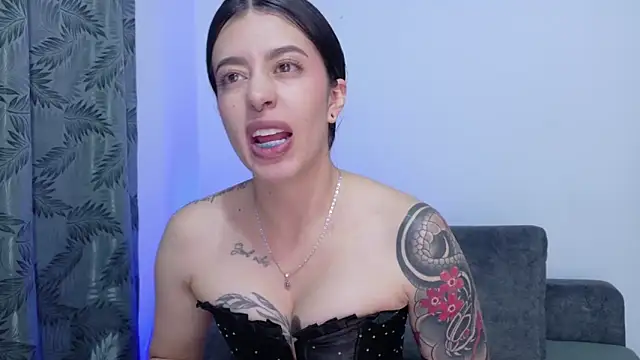 Misscarolsph online show from April 2, 2026, 8:37 pm