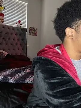 piscesaurora online show from March 19, 2025, 1:40 pm