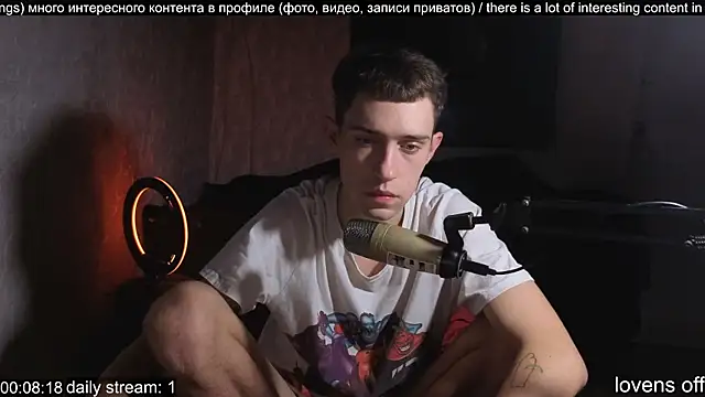 Snapshot of w0rkman chatting on October 3, 2025, 9:16 pm w0rkman online show from October 3, 2025, 9:16 pm