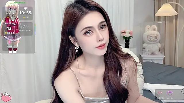 Snapshot of Alma_va chatting on June 13, 2026, 3:21 pm Alma va online show from June 13, 2026, 3:21 pm