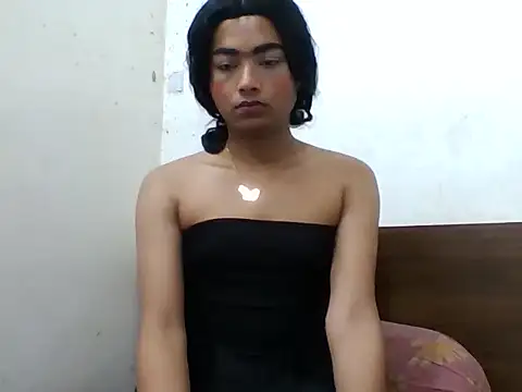 lilysstone12 online show from December 13, 2025, 8:04 pm