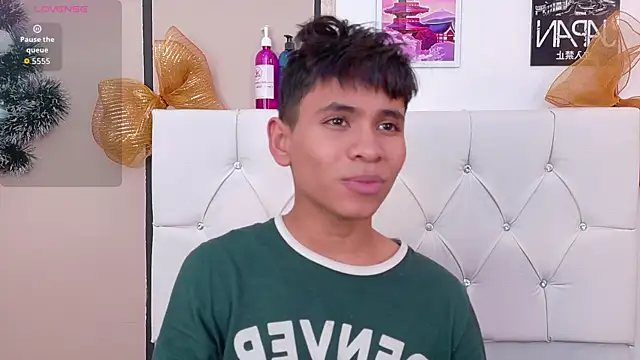 Ethan Westt online show from January 12, 2026, 8:15 pm