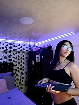 Snapshot of Lyaa_Cute chatting on March 20, 2025, 5:02 am Lyaa Cute online show from March 20, 2025, 5:02 am