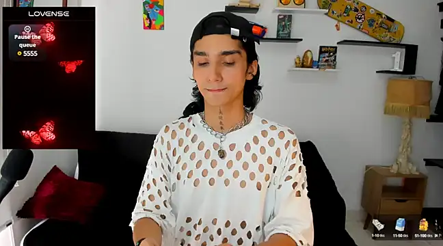 Snapshot of leoaddams22 chatting on March 18, 2025, 7:01 pm leoaddams22 online show from March 18, 2025, 7:01 pm