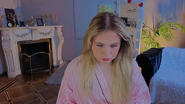 Jes Solar online show from April 8, 2026, 10:22 pm