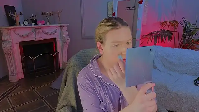 Jes Solar online show from March 22, 2026, 7:59 pm