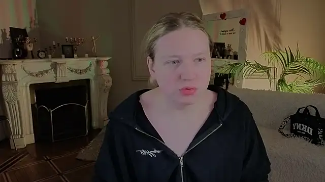 Jes Solar online show from March 7, 2026, 10:26 pm