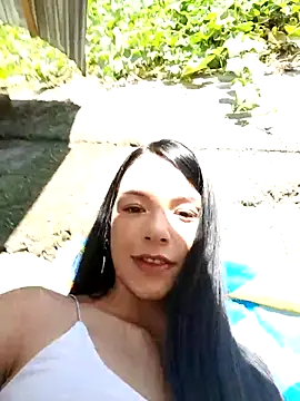 Snapshot of adrianagilton chatting on September 9, 2025, 2:37 pm adrianagilton online show from September 9, 2025, 2:37 pm