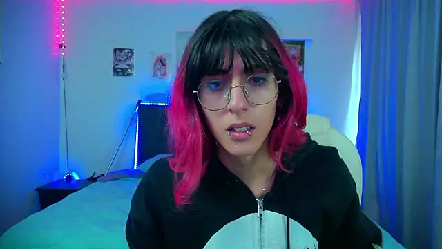 goth minerva online show from February 23, 2026, 1:33 pm