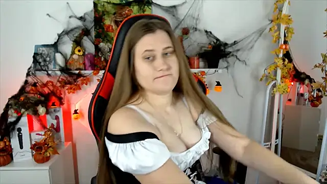 Lucky Lana online show from October 28, 2025, 2:34 am