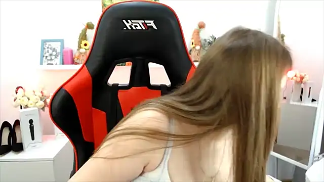 Lucky Lana online show from March 20, 2026, 3:29 am