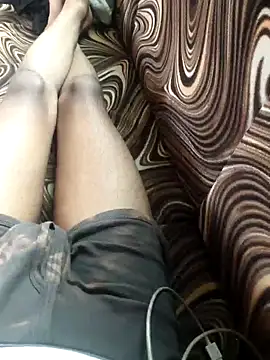 Snapshot of tom_boy888 chatting on March 18, 2025, 8:50 am tom boy888 online show from March 18, 2025, 8:50 am