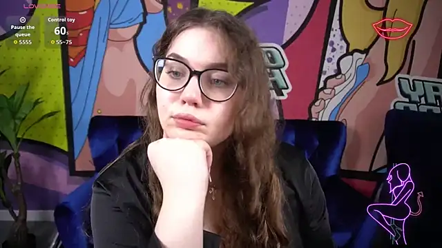 LuxSopphia online show from October 17, 2025, 5:44 am