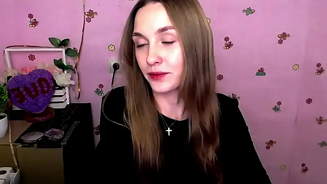 Snapshot of Doll_Angelina chatting on February 13, 2026, 8:14 am Doll Angelina online show from February 13, 2026, 8:14 am