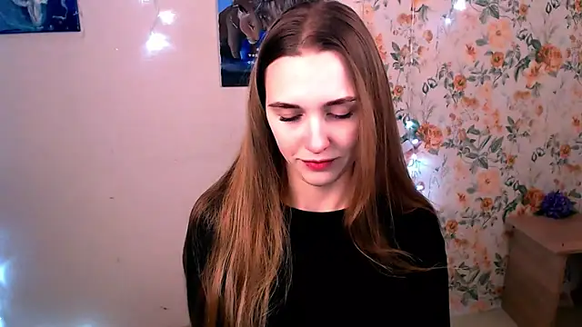 Snapshot of Doll_Angelina chatting on February 1, 2026, 7:28 am Doll Angelina online show from February 1, 2026, 7:28 am