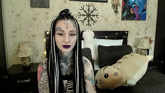 Snapshot of Velvetbat chatting on March 21, 2025, 7:33 am Velvetbat online show from March 21, 2025, 7:33 am