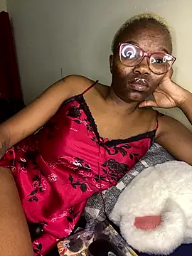 YummyMelanin117 online show from January 11, 2026, 11:11 pm