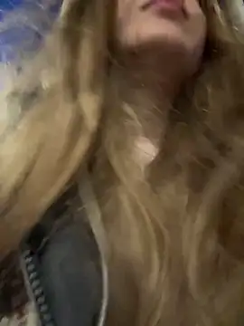 bambi lu online show from April 20, 2026, 6:20 pm