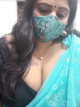 aparna99 online show from November 15, 2025, 9:52 pm