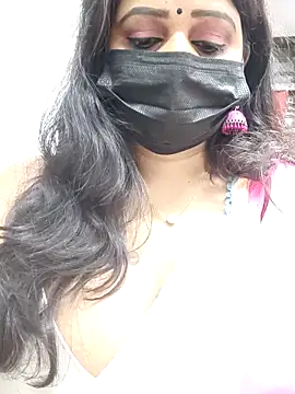 aparna99 online show from November 6, 2025, 8:35 pm