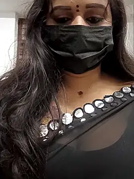 aparna99 online show from September 27, 2025, 11:38 am