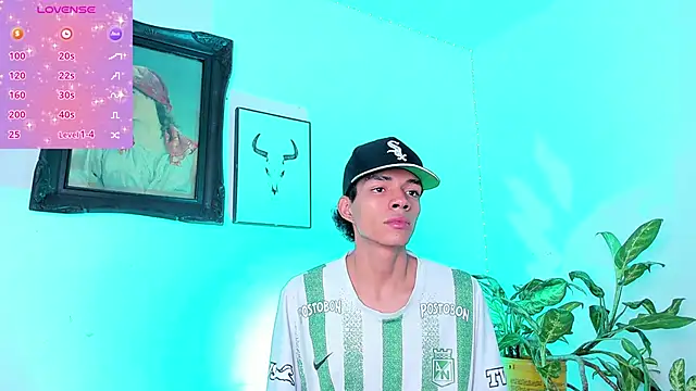 candyandmarilyn online show from February 8, 2026, 10:07 pm