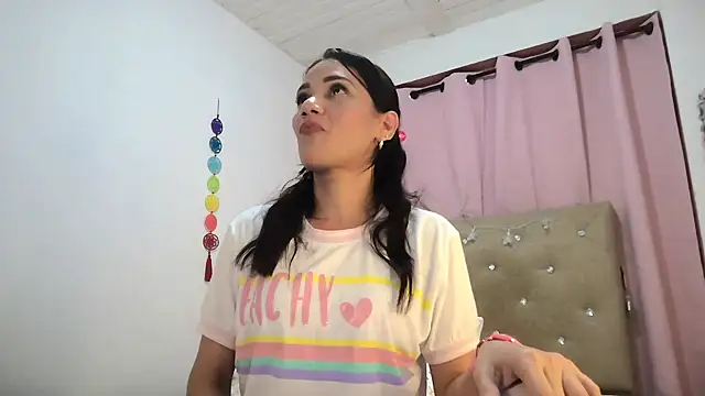 Snapshot of sofia8428 chatting on November 19, 2025, 12:43 am sofia8428 online show from November 19, 2025, 12:43 am