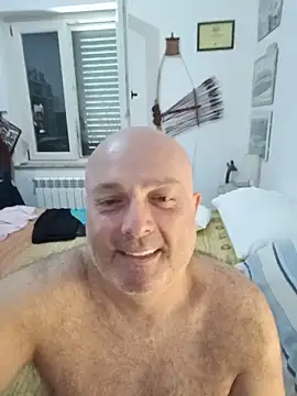 Alexis Bull online show from May 26, 2026, 10:24 am