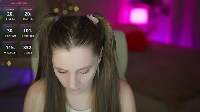 ValeryMurr online show from March 18, 2026, 8:21 pm