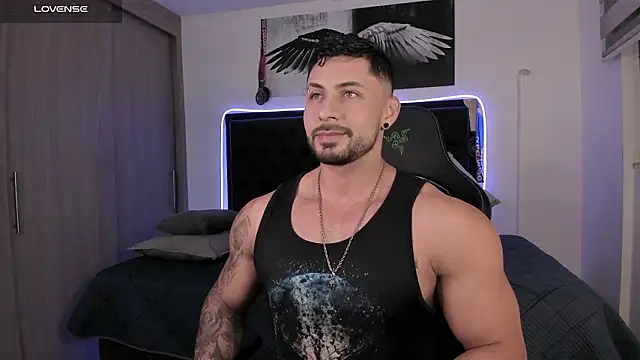 Snapshot of santi_aesthetic chatting on March 15, 2026, 1:23 am santi aesthetic online show from March 15, 2026, 1:23 am