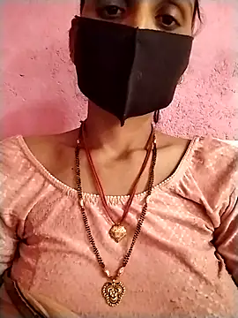 Snapshot of Soniy-Maax chatting on February 22, 2026, 8:17 am Soniy-Maax online show from February 22, 2026, 8:17 am