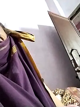 Soniy-Maax online show from April 23, 2026, 3:57 pm