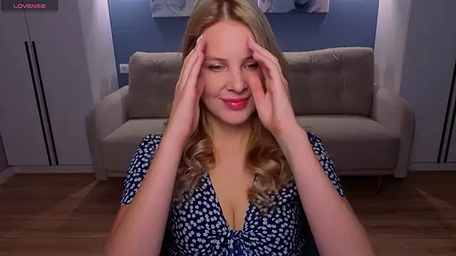 Snapshot of MelanieBennett chatting on May 18, 2026, 6:07 am MelanieBennett online show from May 18, 2026, 6:07 am