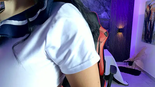 Lenna s online show from February 27, 2026, 9:47 pm