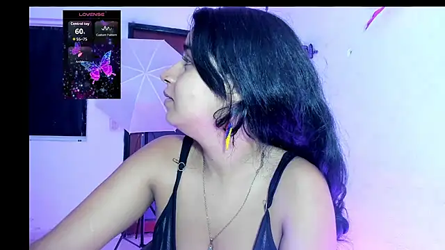 Snapshot of MeliSweet chatting on July 9, 2026, 4:13 am MeliSweet online show from July 9, 2026, 4:13 am