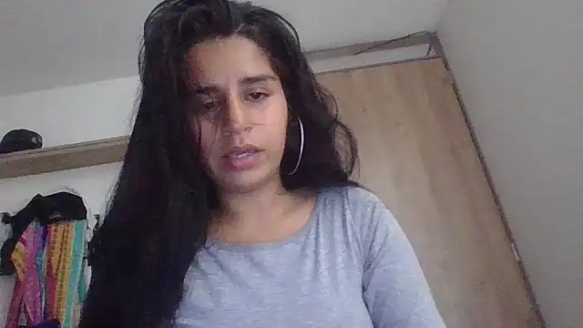 Snapshot of MeliSweet chatting on March 1, 2026, 3:12 pm MeliSweet online show from March 1, 2026, 3:12 pm
