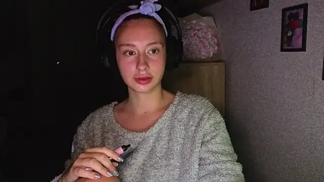 kristi ginger online show from October 9, 2025, 12:11 am