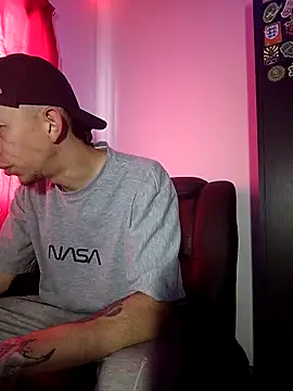 Chris  Jones online show from September 11, 2025, 7:03 pm