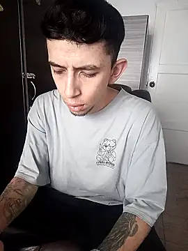 Chris  Jones online show from October 19, 2025, 1:03 pm