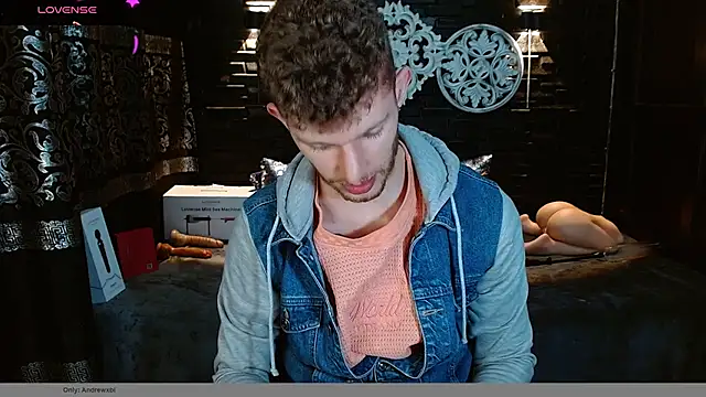 andrewxbi online show from November 5, 2025, 11:46 am