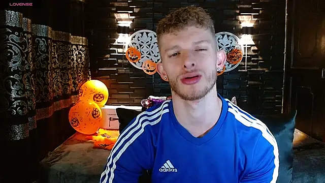 andrewxbi online show from October 27, 2025, 1:34 pm