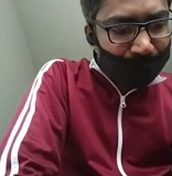 Snapshot of SunkLupus chatting on April 5, 2026, 5:47 am SunkLupus online show from April 5, 2026, 5:47 am