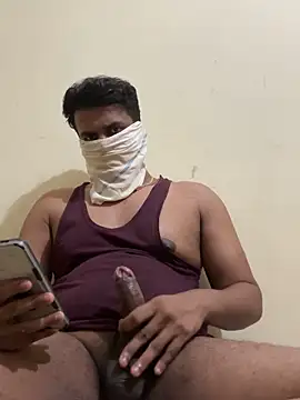 Hunkk28 online show from March 18, 2026, 12:19 pm