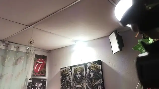 sweet-temptation  online show from February 11, 2026, 4:23 am