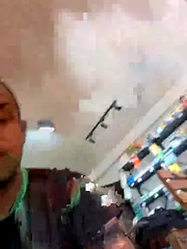 elnegro707070 online show from December 22, 2025, 12:38 pm