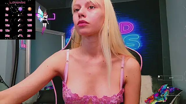 AlessiaCroft online show from September 17, 2025, 4:14 am