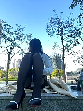 AiBanana online show from November 29, 2025, 8:36 am