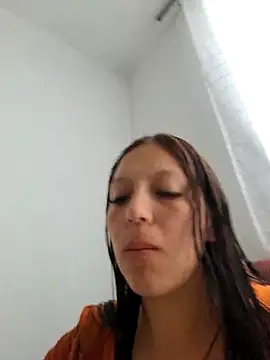 Snapshot of MELODY__06 chatting on September 10, 2025, 12:48 pm MELODY  06 online show from September 10, 2025, 12:48 pm