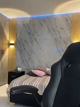 Kariina  69 online show from March 2, 2026, 2:45 am